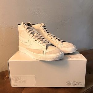 Women’s Nike Blazer Size 5-6